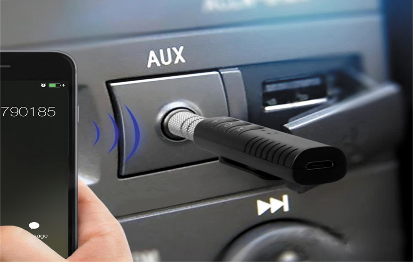 Kết nối loa trên ô tô với cổng AUX loa bluetooth